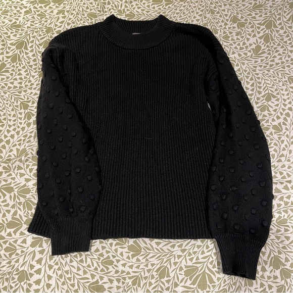 Black sweater with detail on sleeves! - Picture 3 of 3